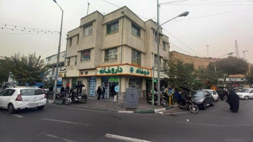 عکس 7 — داروخانه شبانه روزی دکتر کی پور