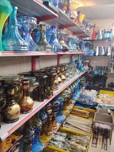 عکس 3 — میدان دروازه اصفهان به سمت بازار وکیل گاراژ سعدی دهقان