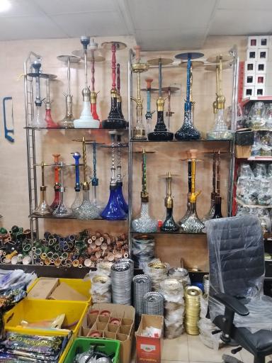 عکس 9 — میدان دروازه اصفهان به سمت بازار وکیل گاراژ سعدی دهقان