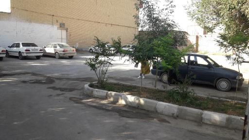 پارکینگ عمومی
