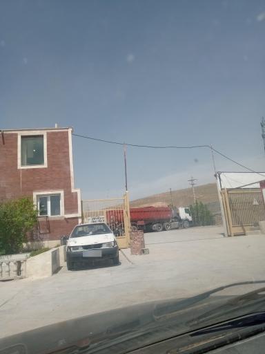 عکس 1 — ترمینال کامیون داران سمیرم