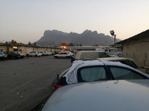 عکس 1 — پارکینگ عمومی بازارچه ۵۵