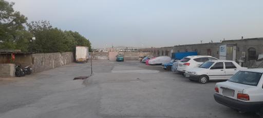 پارکینگ شبانه روزی محله