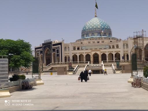 عکس 1 — پارکینگ امامزاده شاه کرم