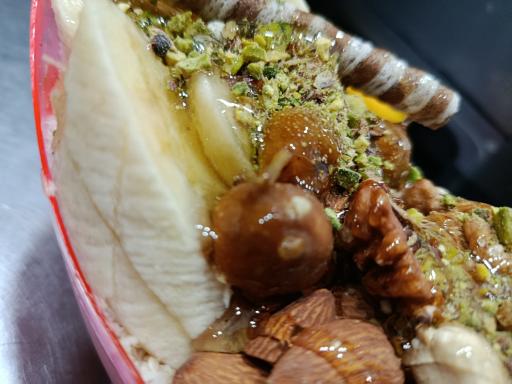 عکس 1 — بستنی سنتی اصفهان