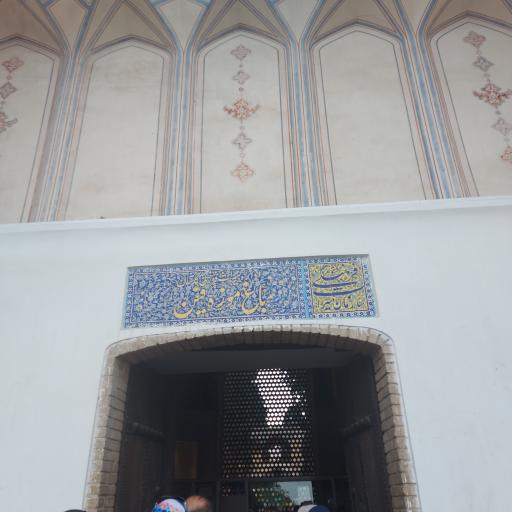 درب ورودی باغ فین کاشان