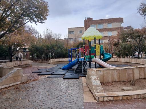 عکس 2 — پارک محله ای سخاوت