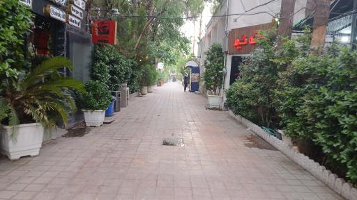 پارک غذایی و بازار گل و گیاه پرواز 2