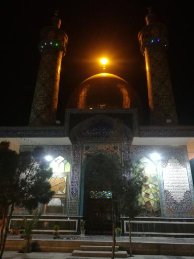 عکس 5 — امامزاده سید محمد بن زید بن امام موسی کاظم (ع) شاه لارگان