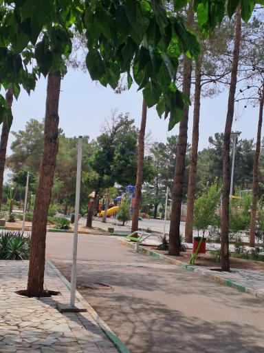 عکس 9 — پارک خانه شهر شهرضا