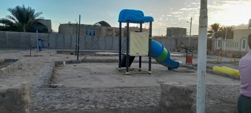 عکس 3 — پارک بازی بیاضه