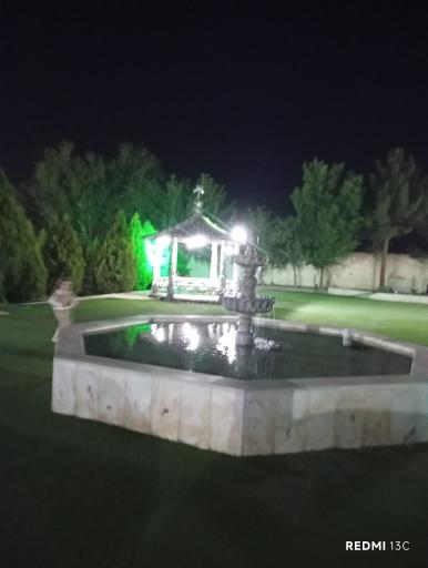 عکس 4 — باغ رستوران لاوین