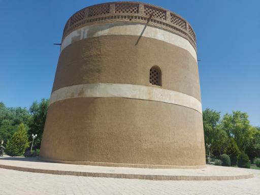 برج کبوترخانه دستگرد