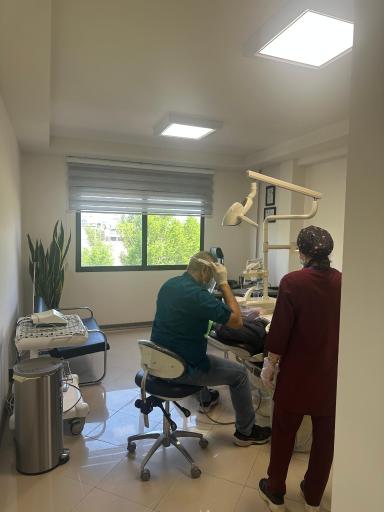 عکس 4 — مطب دکتر شاهرخ شهابی متخصص دندانپزشکی