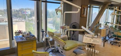مطب دندانپزشکی تخصصی ترمیمی زیبایی دکتر علیزاده