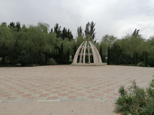 عکس 3 — پارک ساحلی شهیدان گمنام