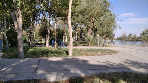 عکس 6 — پارک ساحلی ورنامخواست