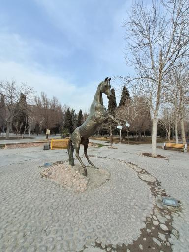 عکس 5 — مجسمه اسب