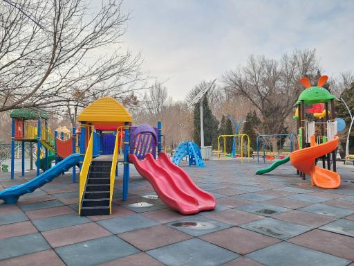 عکس 6 — زمین بازی کودکان