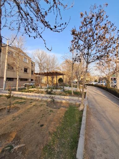 فضای سبز خیابان طیب