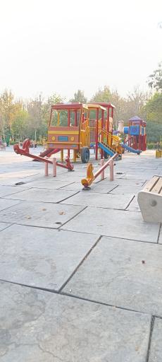 عکس 2 — بوستان کودک