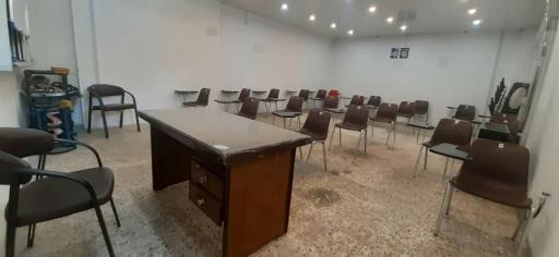 آموزشگاه رانندگی پایه سوم و موتورسیکلت جلفا