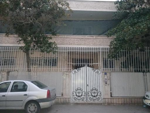 عکس 3 — مامورسرای اداره منابع طبیعی استان اصفهان
