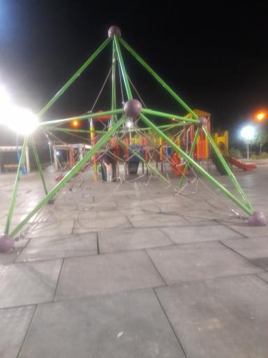 عکس 2 — پارک مادر