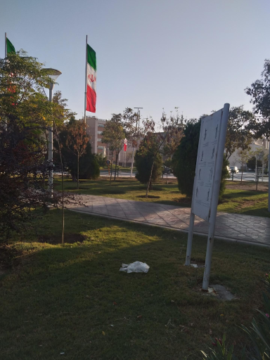 عکس 10 — بوستان مادر
