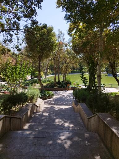 عکس 5 — بوستان بعثت