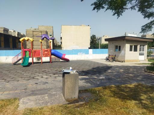 عکس 4 — بوستان اندرزی