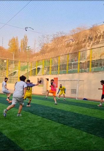 عکس 4 — زمین فوتبال باغچه بان