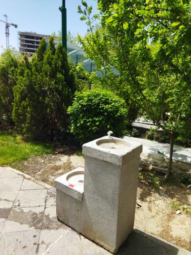 آبخوری ضلع شمالی بوستان ساحلی دارآباد