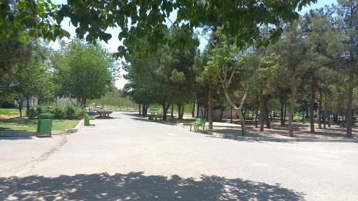 عکس 2 — بوستان گلستان