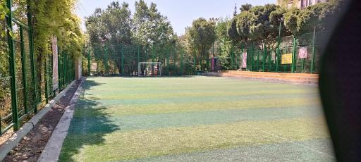 فوتبال حبابی پارک شریعتی