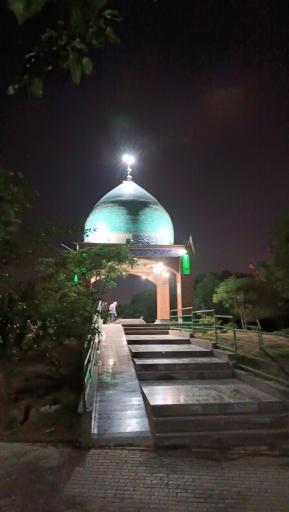 عکس 2 — یادمان شهدای گمنام بوستان شقایق