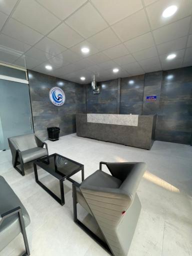 عکس 1 — استخر دارآباد
