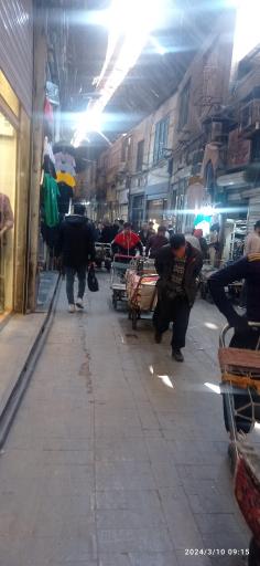 عکس 2 — بازارچه چهارراه مولوی