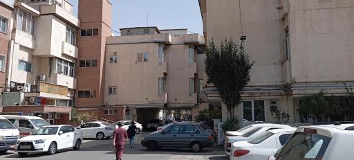 عکس 10 — بیمارستان طرفه