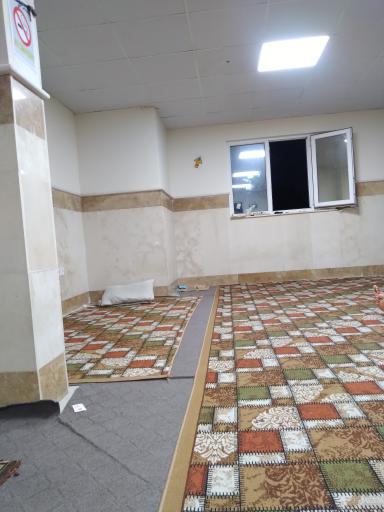 عکس 3 — نمازخانه بیمارستان طالقانی