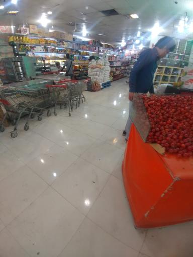 عکس 7 — بازار میوه و تره بار زیتون