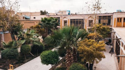 عکس 8 — دانشکده صنایع دستی