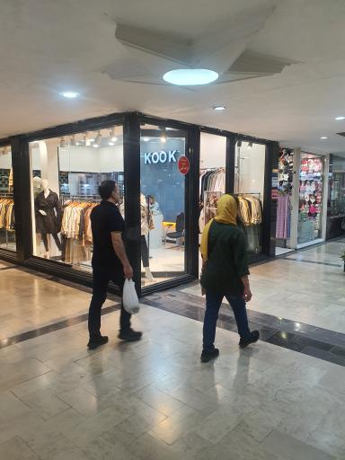 عکس 4 — بازارچه ۱۱ فاز یک شهرک اکباتان