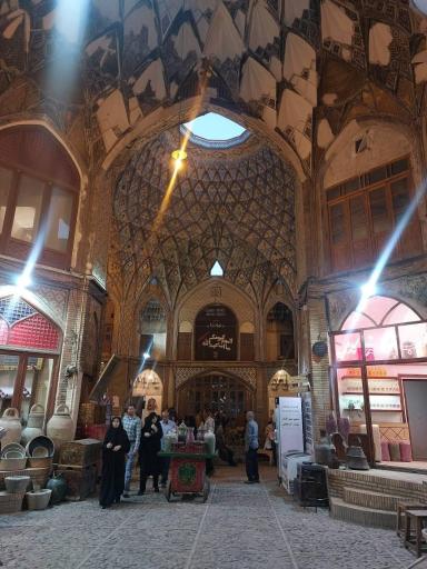 عکس 10 — تیمچه امین الدوله