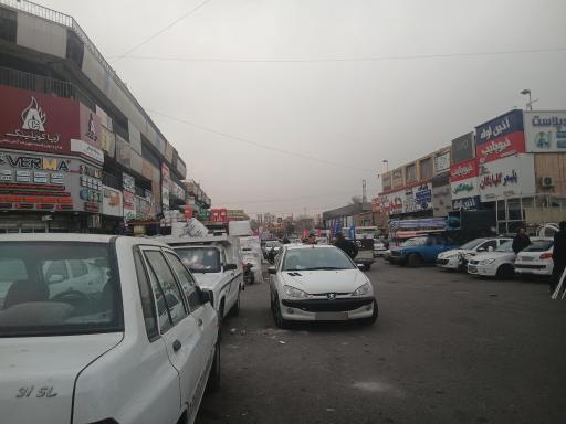 بازار آهن شادآباد