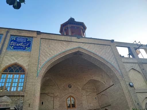 عکس 3 — بازار مسجد جامع