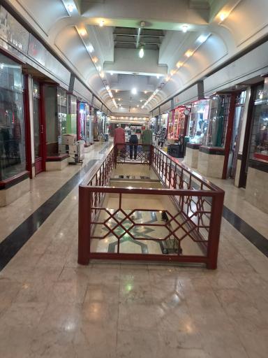 عکس 10 — پاساژ اطلس
