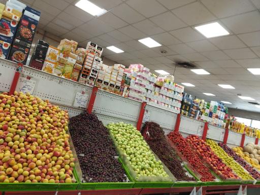 عکس 4 — بازار میادین میوه و تره بار شهرداری ونک