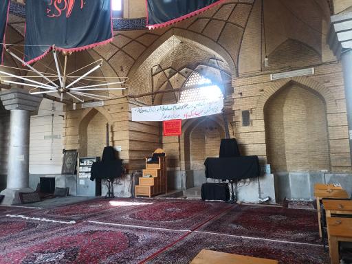 درب اصلی مسجد نو بازار