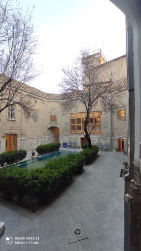 عکس 3 — خانه تاریخی ملک